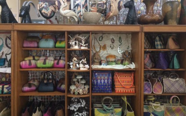 Cebu Island Arts & Crafts Guided Tour